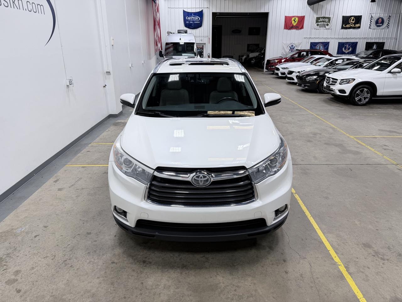 Toyota Highlander FWD 4dr V6 Limited (Natl) 2016