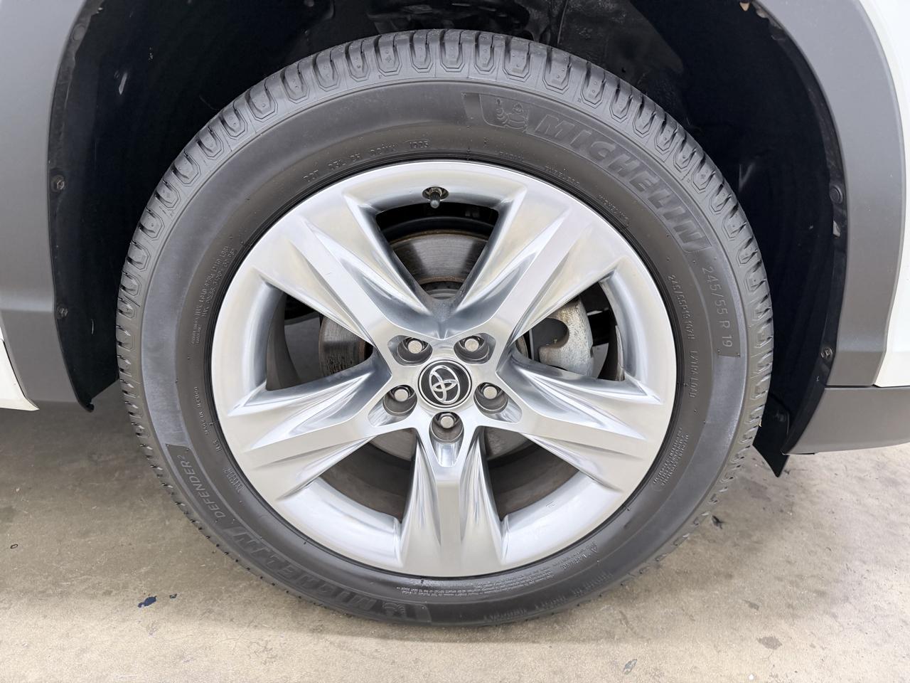 Toyota Highlander FWD 4dr V6 Limited (Natl) 2016