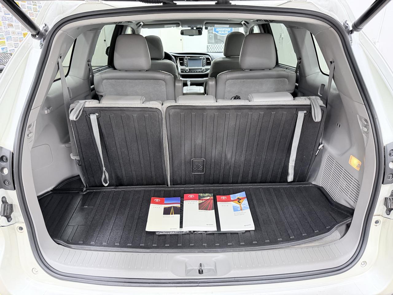 Toyota Highlander FWD 4dr V6 Limited (Natl) 2016