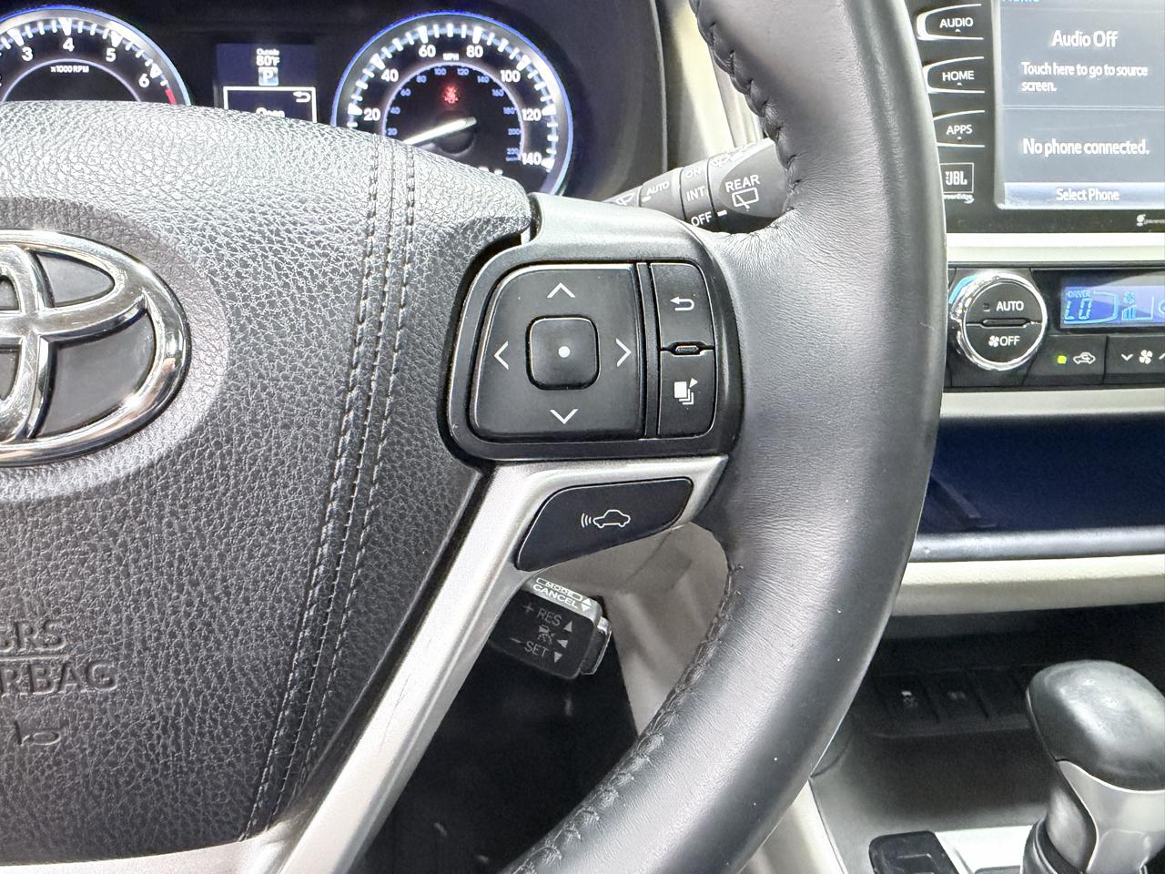 Toyota Highlander FWD 4dr V6 Limited (Natl) 2016
