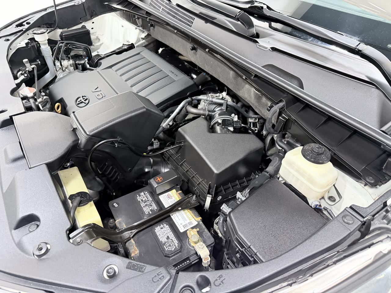 Toyota Highlander FWD 4dr V6 Limited (Natl) 2016
