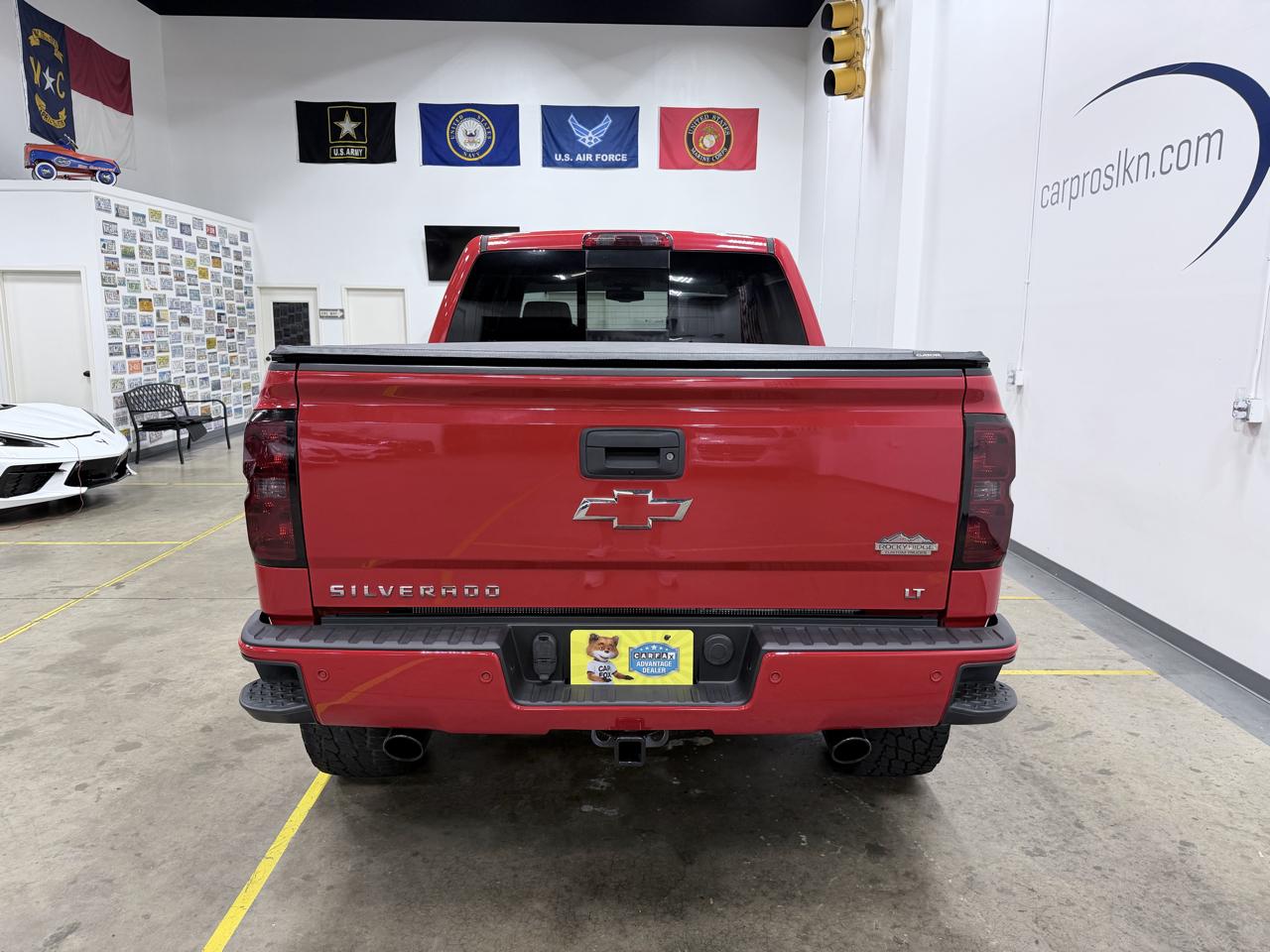 Chevrolet Silverado 1500 4WD Crew Cab 143.5" LT w/2LT 2018