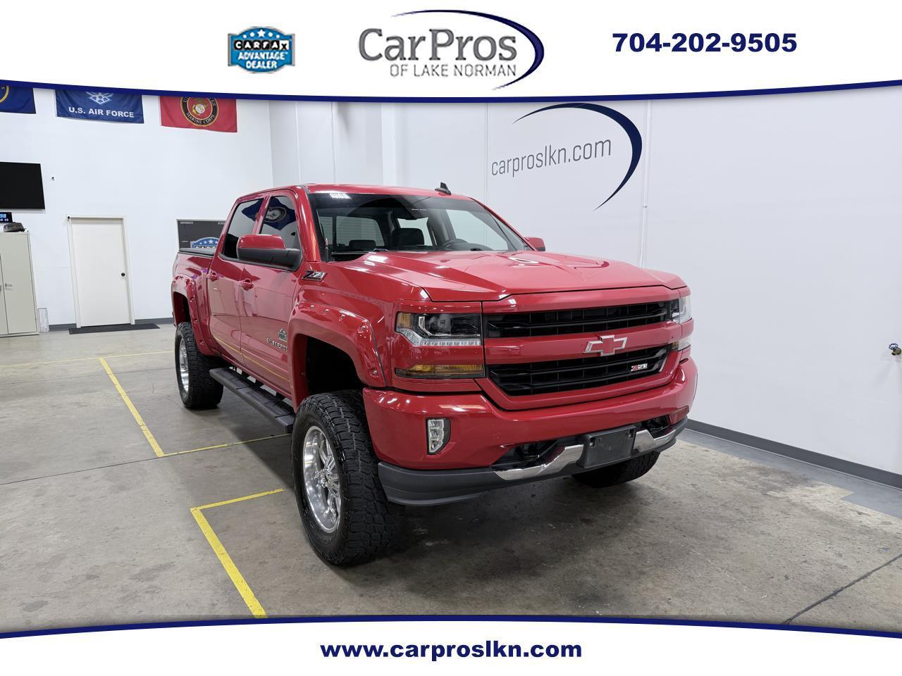 Chevrolet Silverado 1500 4WD Crew Cab 143.5" LT w/2LT 2018