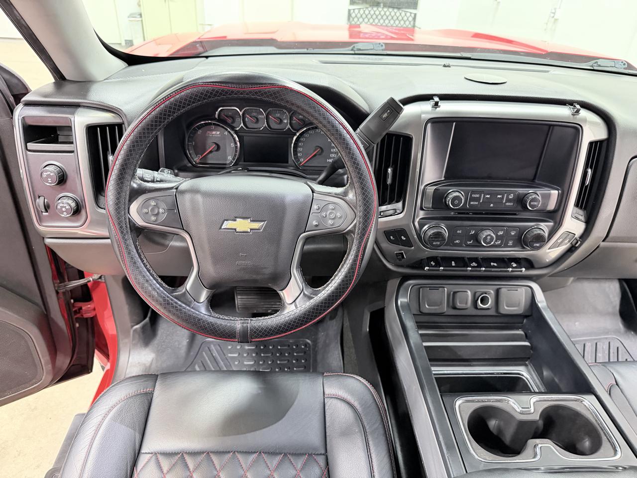 Chevrolet Silverado 1500 4WD Crew Cab 143.5" LT w/2LT 2018