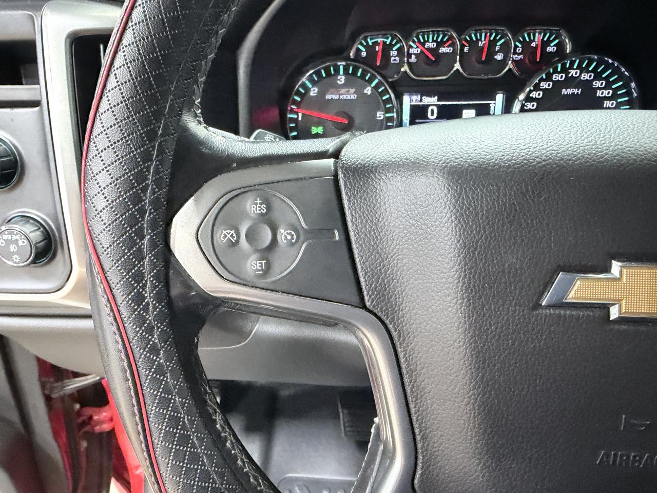 Chevrolet Silverado 1500 4WD Crew Cab 143.5" LT w/2LT 2018