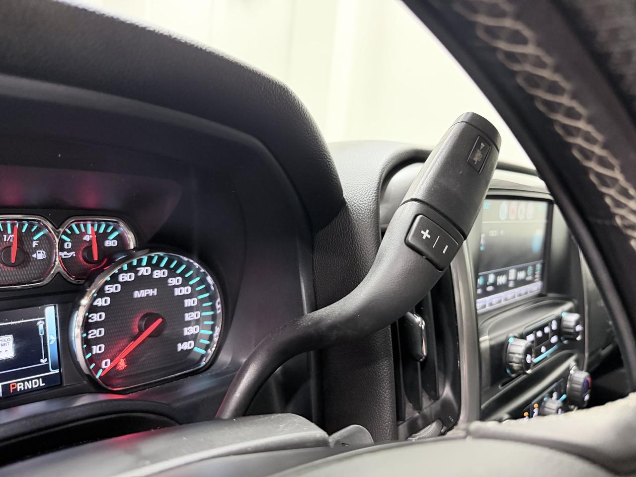 Chevrolet Silverado 1500 4WD Crew Cab 143.5" LT w/2LT 2018
