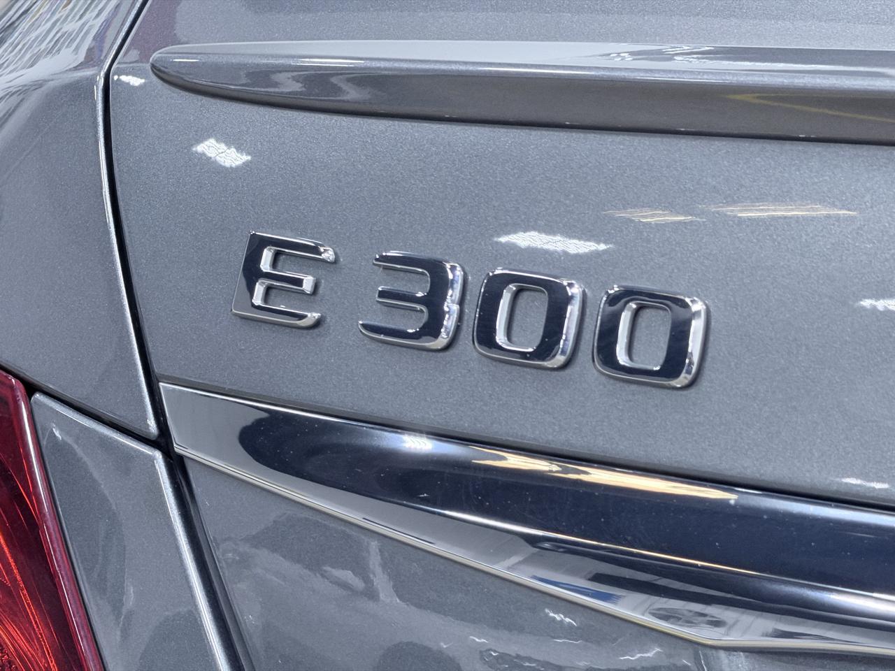 Mercedes-Benz E-Class E 300 Sport 4MATIC Sedan 2017