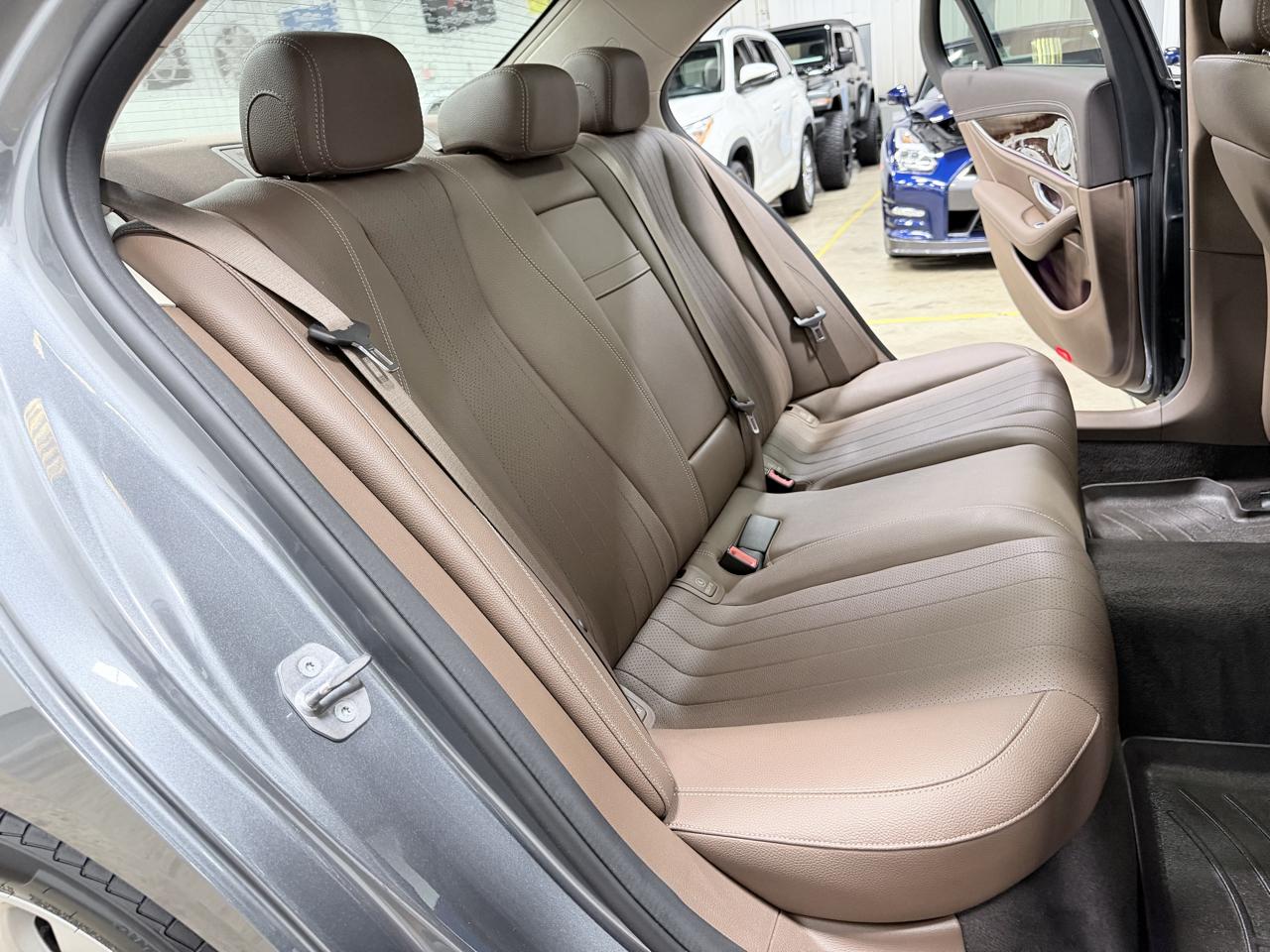 Mercedes-Benz E-Class E 300 Sport 4MATIC Sedan 2017