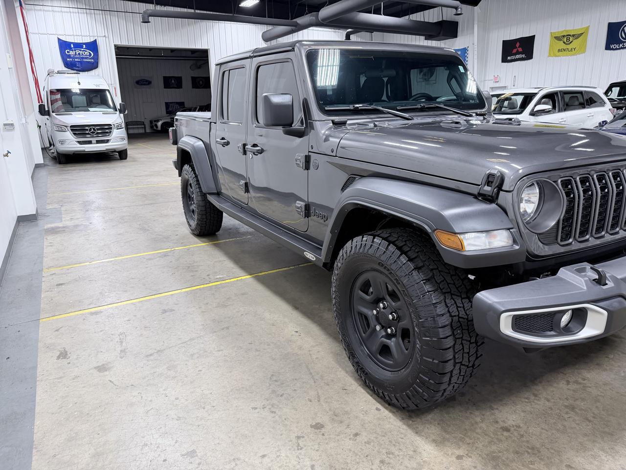 Jeep Gladiator Sport 4x4 2024