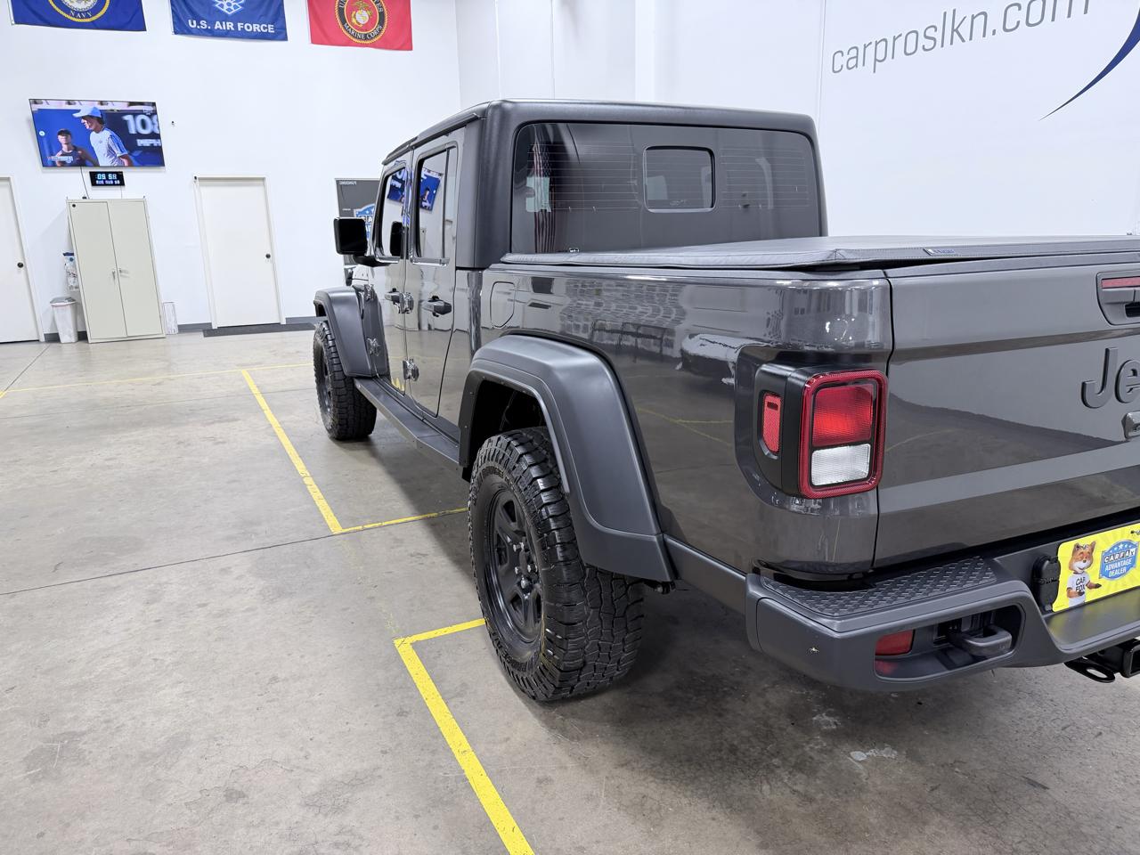 Jeep Gladiator Sport 4x4 2024