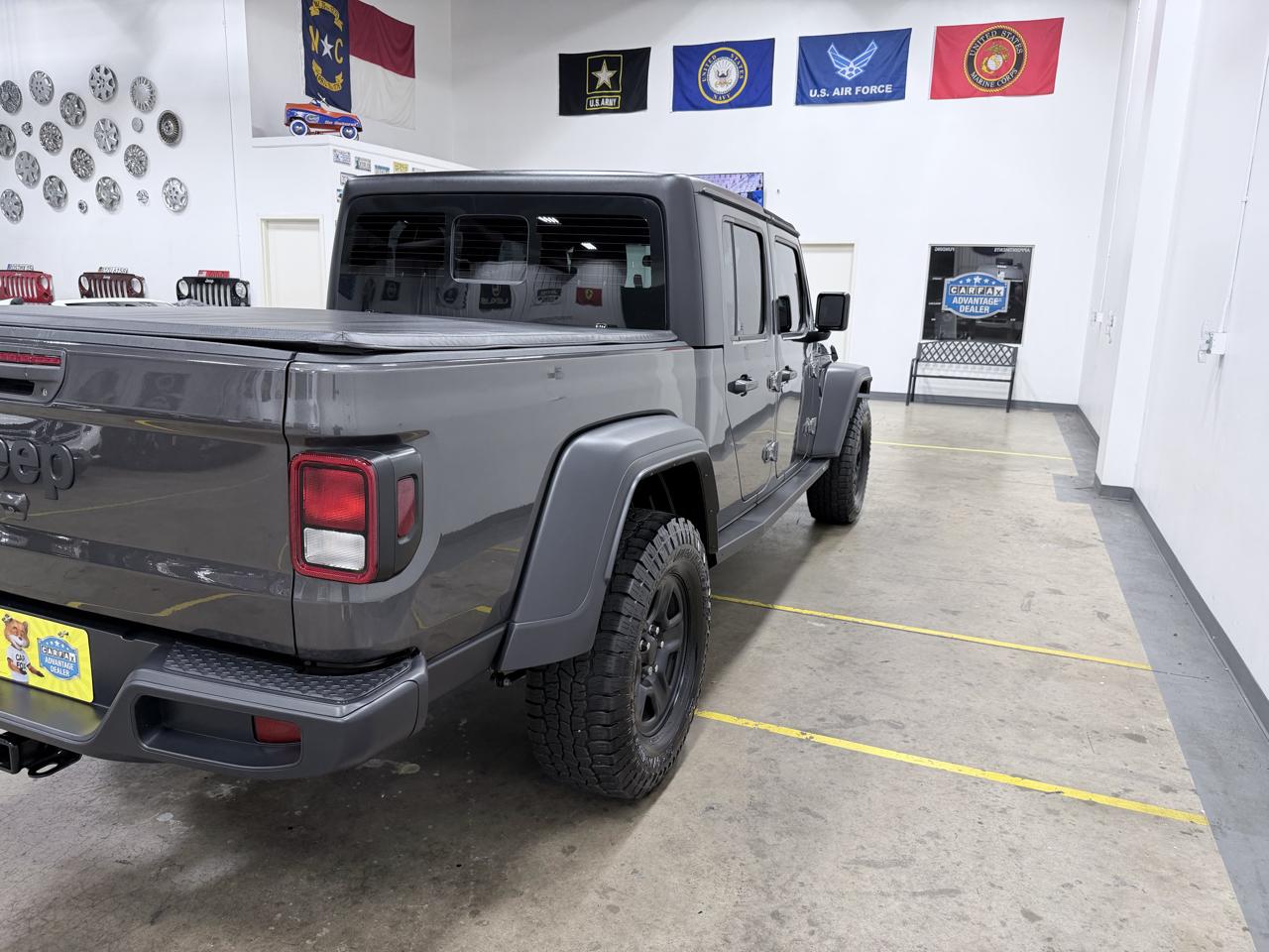 Jeep Gladiator Sport 4x4 2024