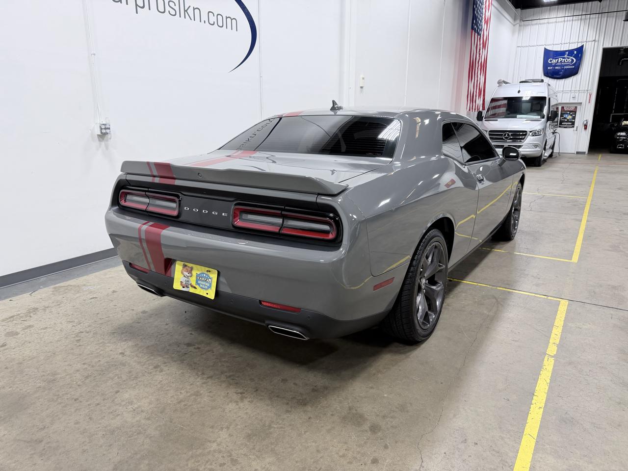 Dodge Challenger SXT RWD 2019