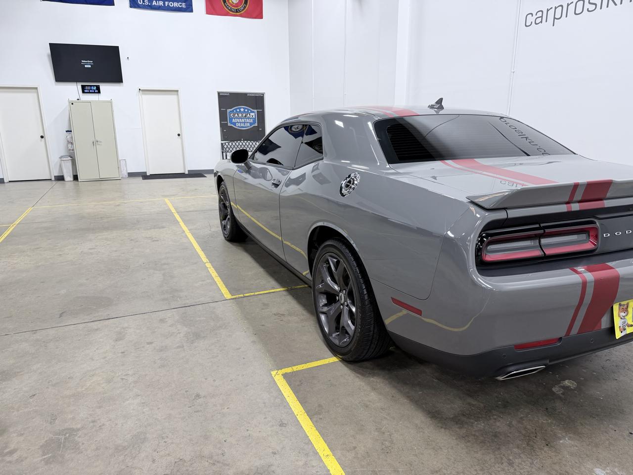 Dodge Challenger SXT RWD 2019