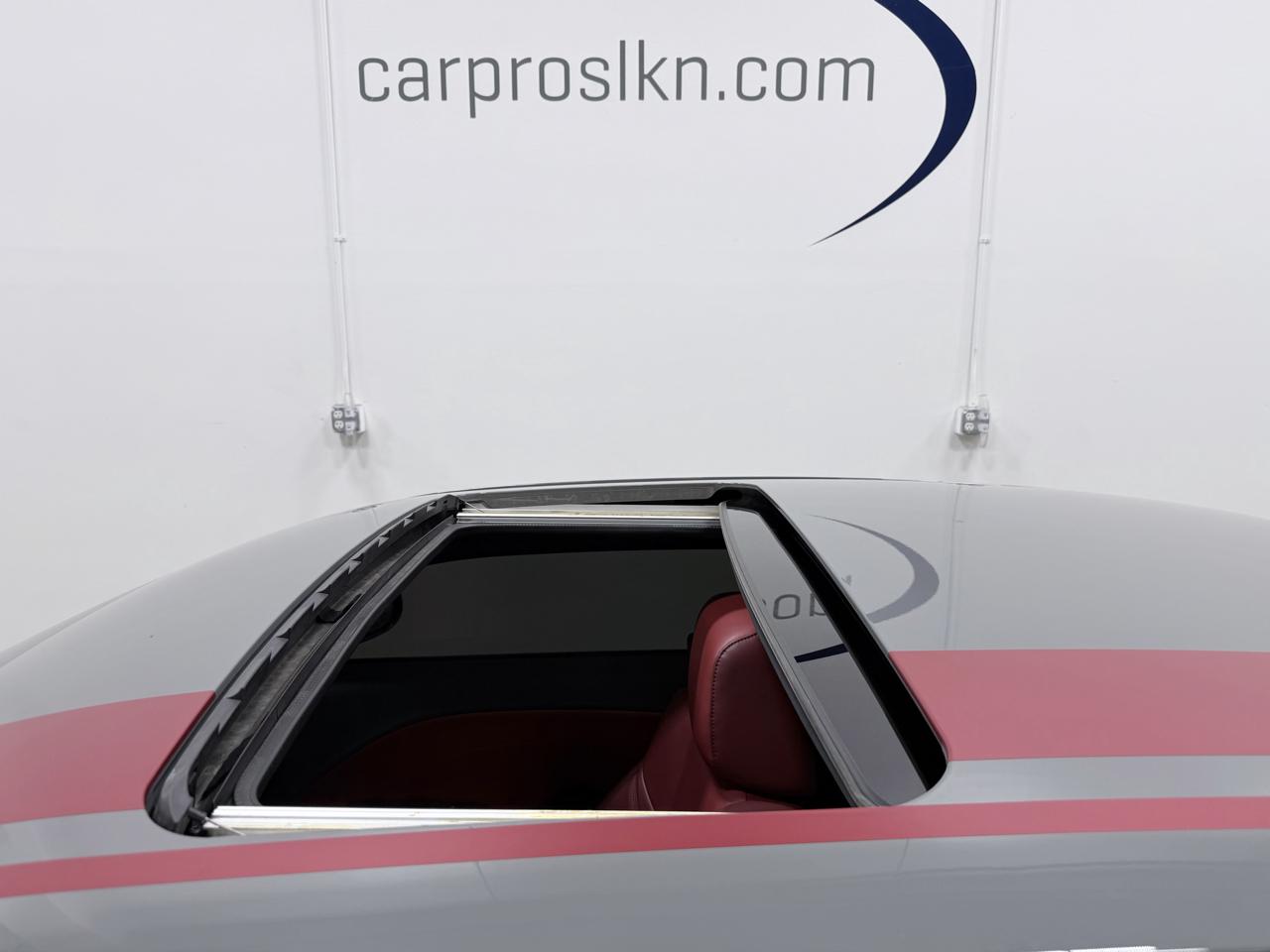 Dodge Challenger SXT RWD 2019
