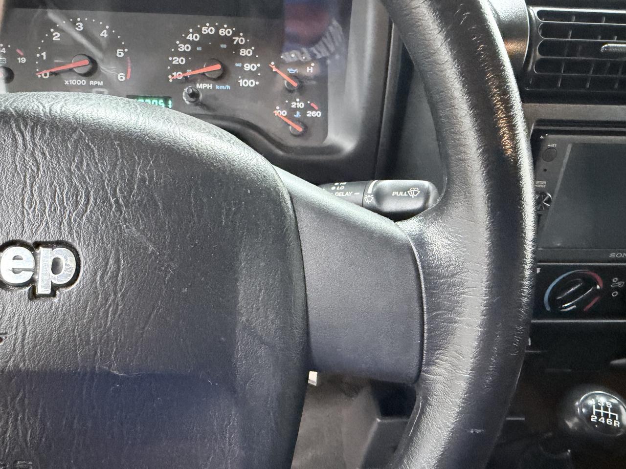 Jeep Wrangler 2dr Unlimited LWB 2005