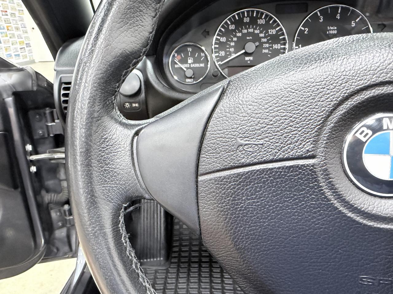 BMW Z3 Z3 2dr Roadster 2.5i 2001