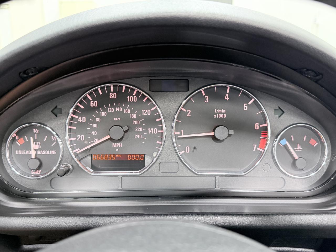 BMW Z3 Z3 2dr Roadster 2.5i 2001