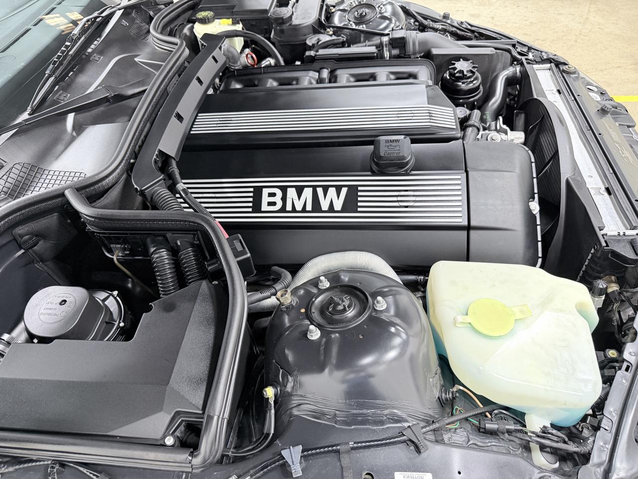 BMW Z3 Z3 2dr Roadster 2.5i 2001