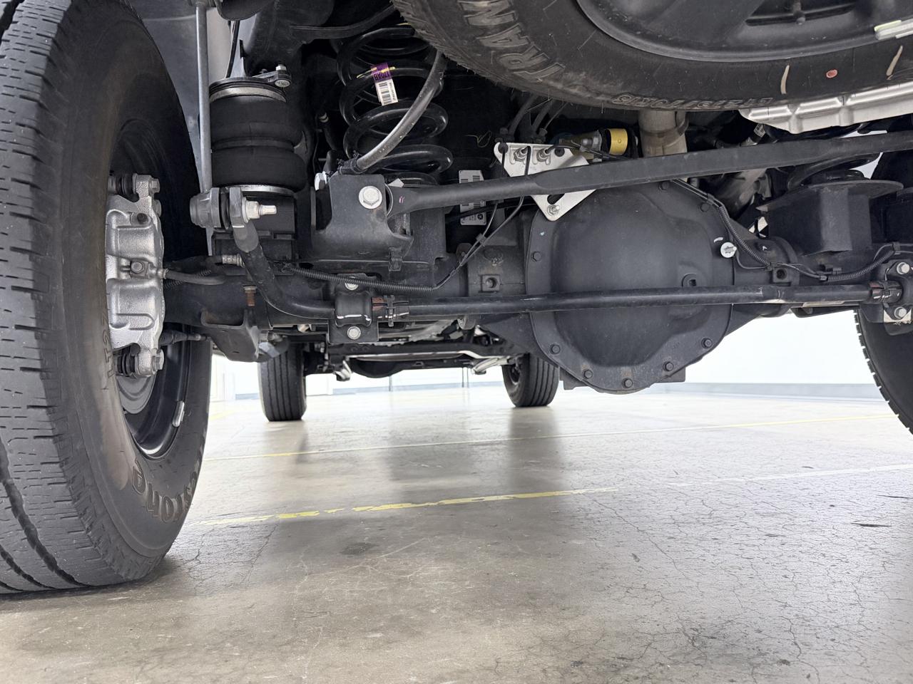 RAM 2500 Tradesman 4x4 Crew Cab 6'4" Box 2024