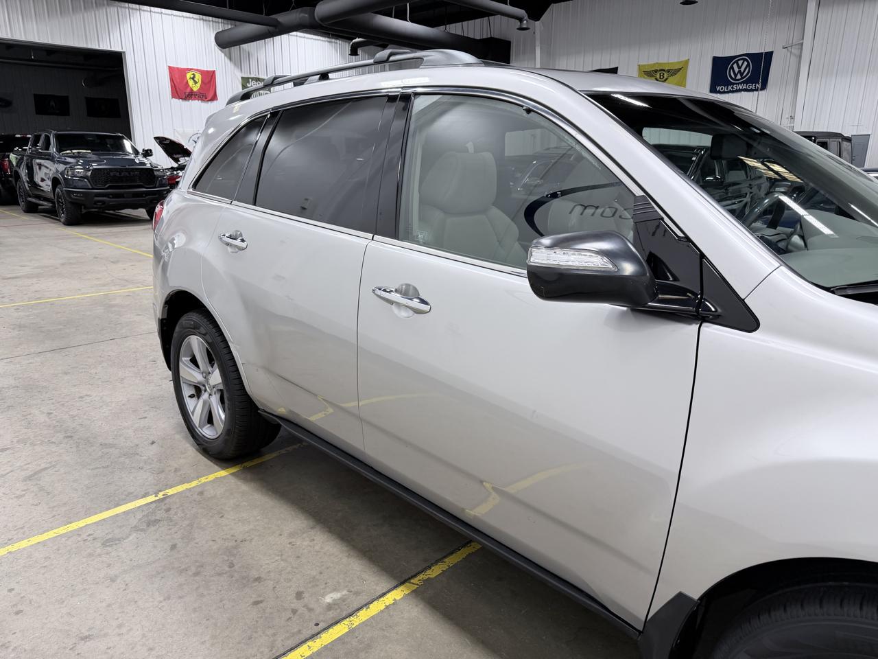 Acura MDX AWD 4dr 2011