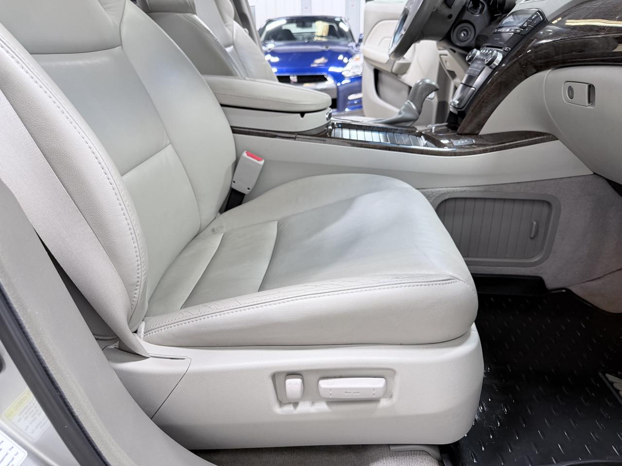 Acura MDX AWD 4dr 2011