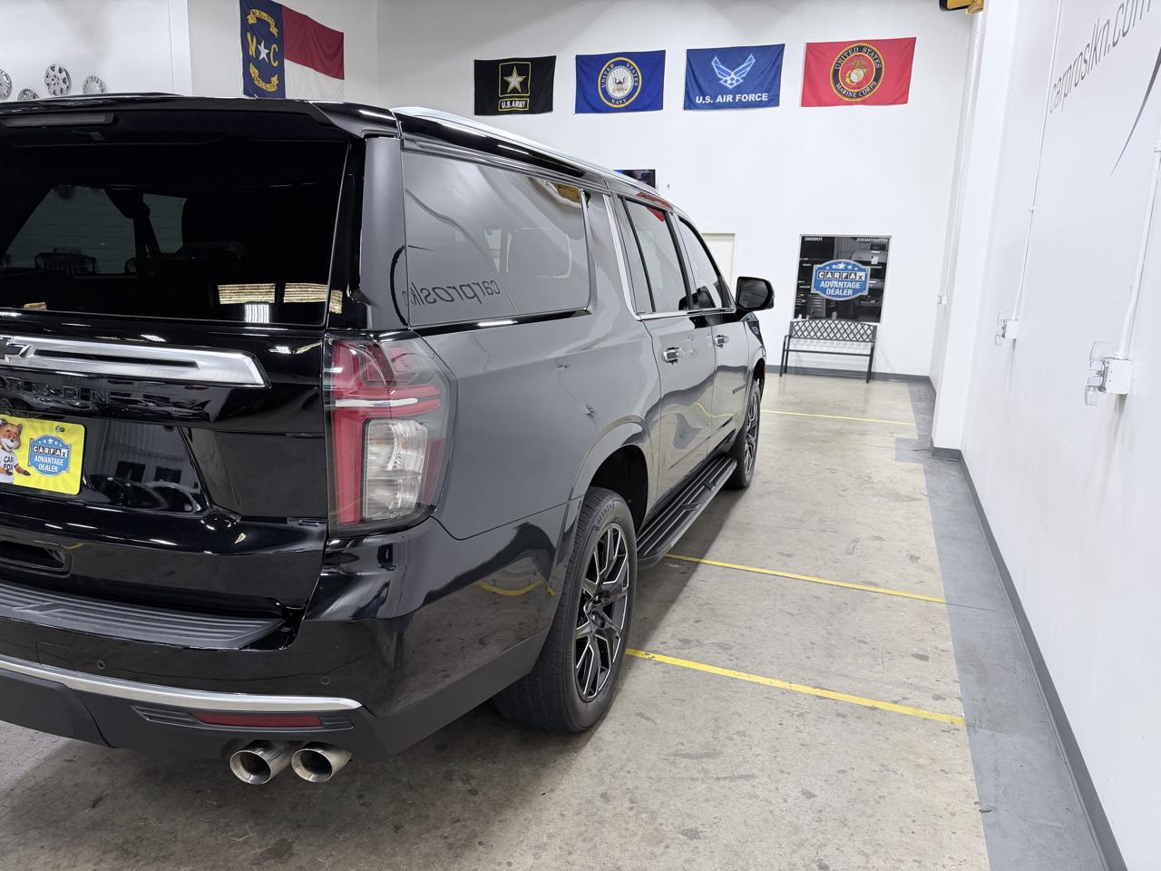 Chevrolet Suburban 4WD 4dr High Country 2023