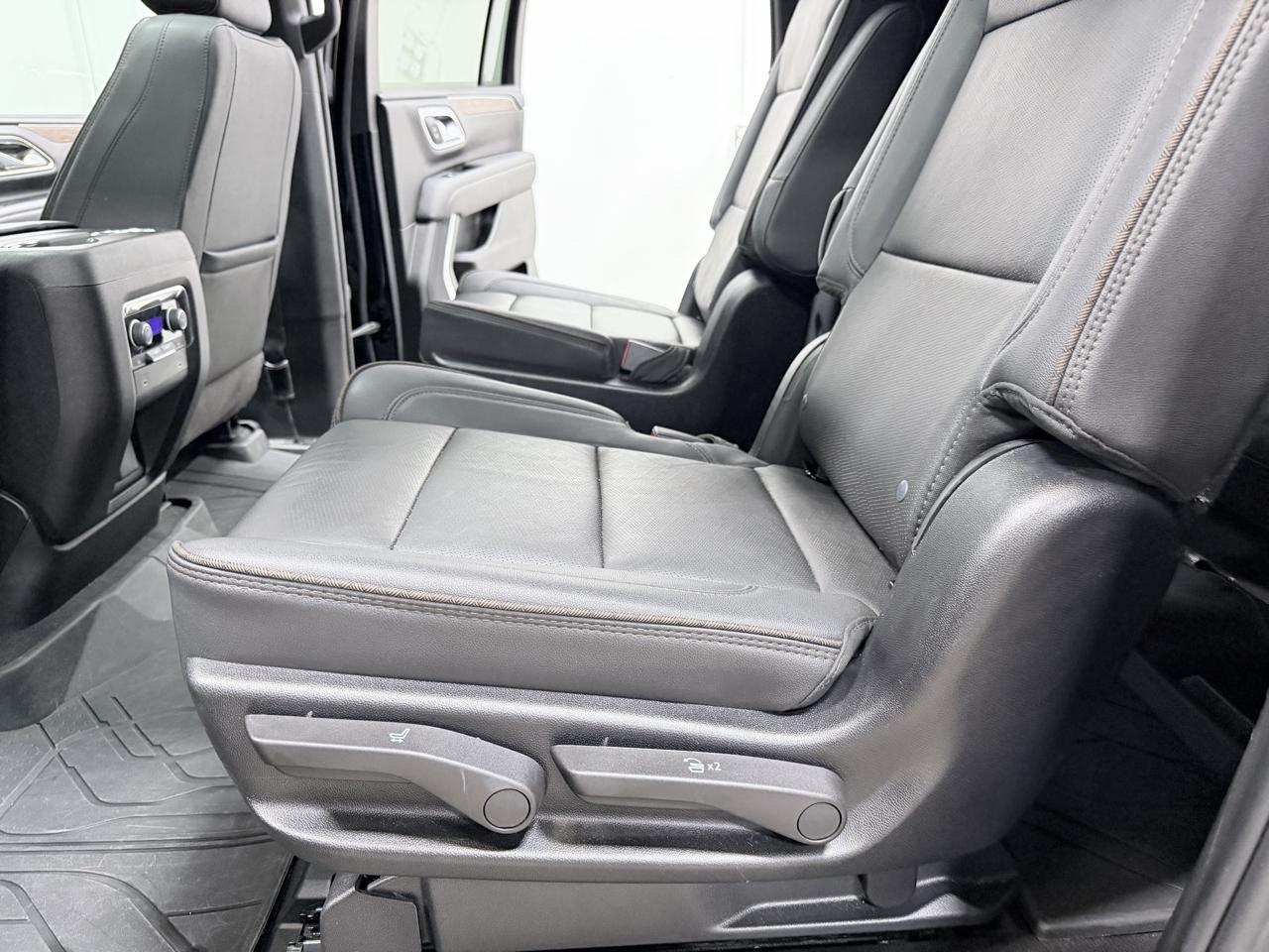 Chevrolet Suburban 4WD 4dr High Country 2023