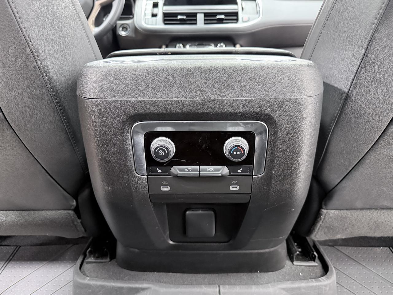 Chevrolet Suburban 4WD 4dr High Country 2023