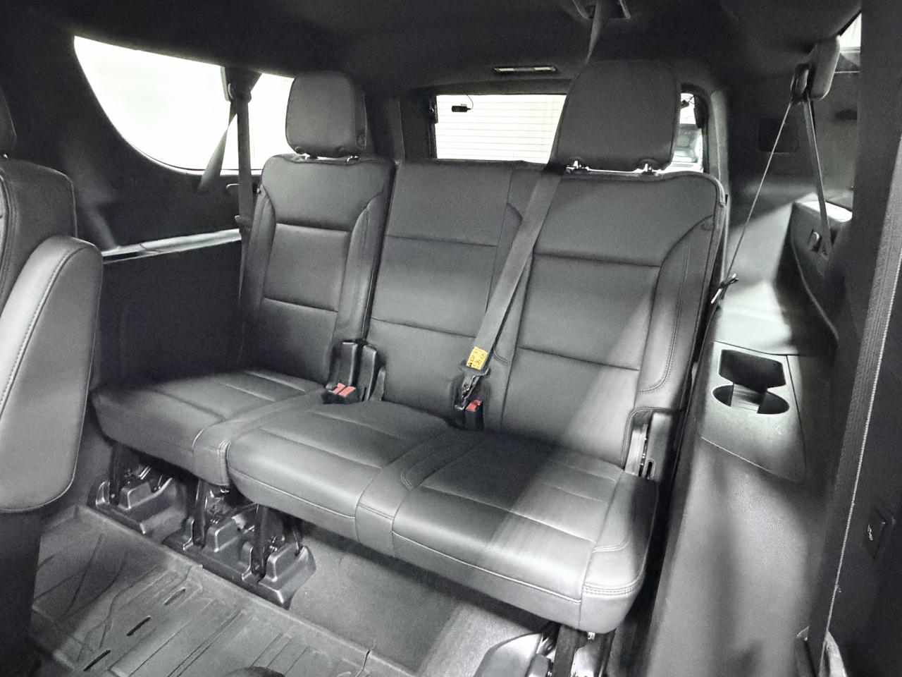 Chevrolet Suburban 4WD 4dr High Country 2023