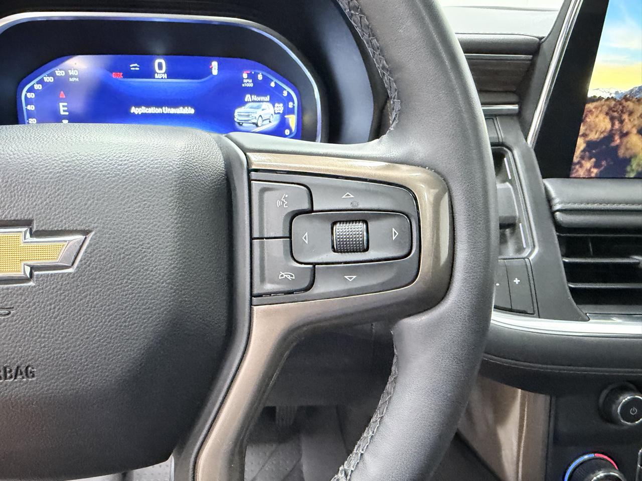 Chevrolet Suburban 4WD 4dr High Country 2023