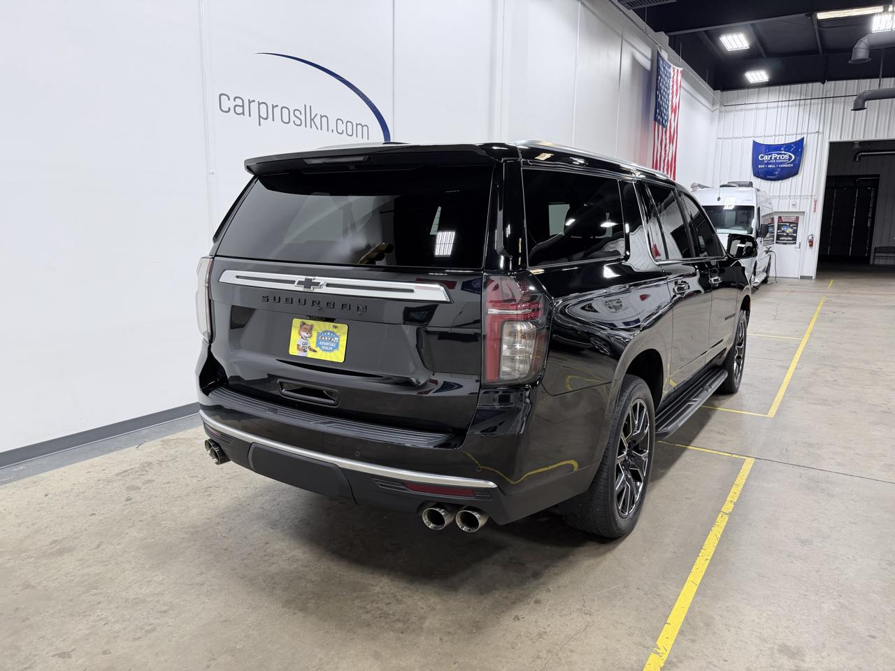 Chevrolet Suburban 4WD 4dr High Country 2023