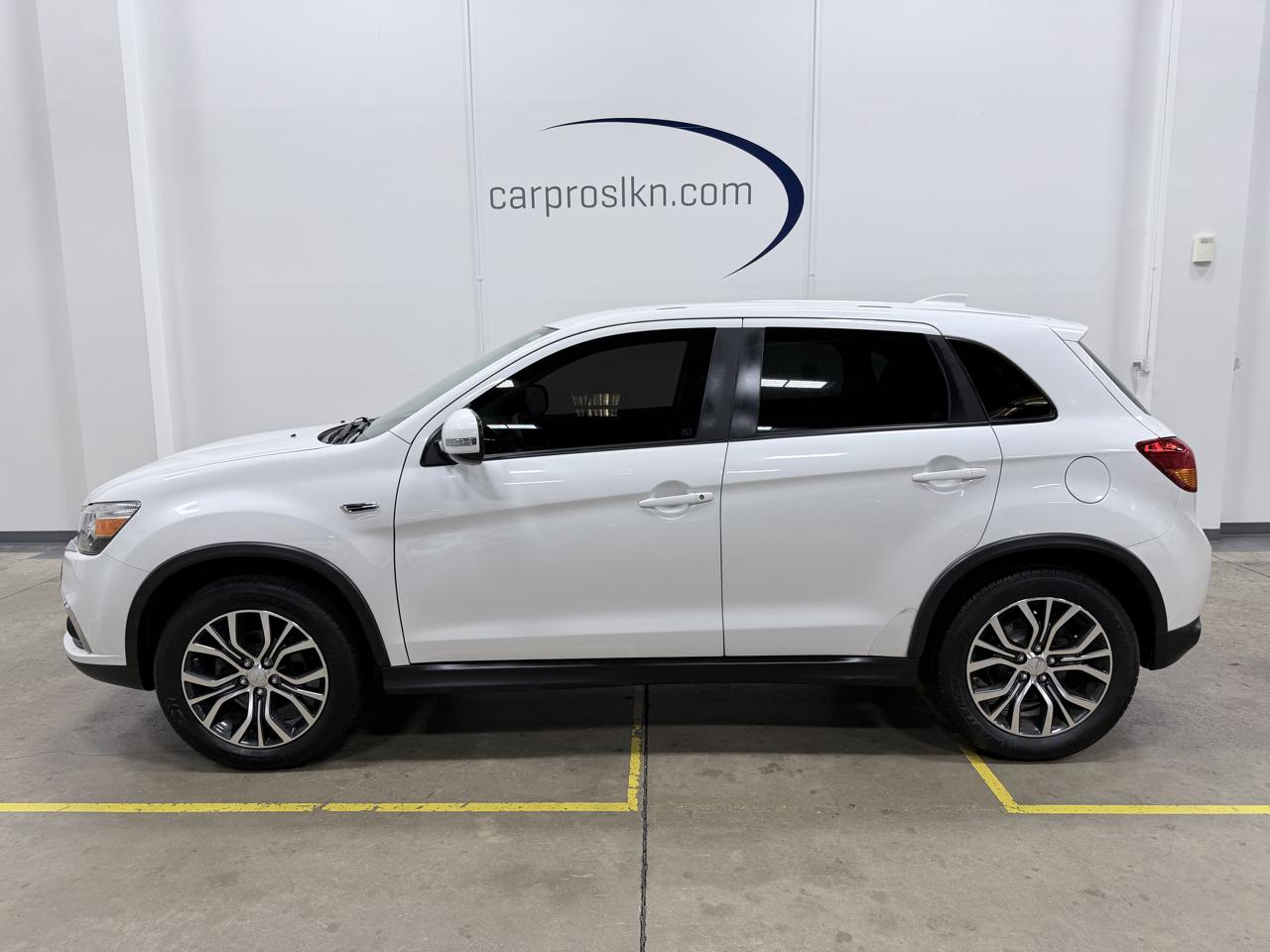 Mitsubishi Outlander Sport ES 2.0 AWC CVT 2017