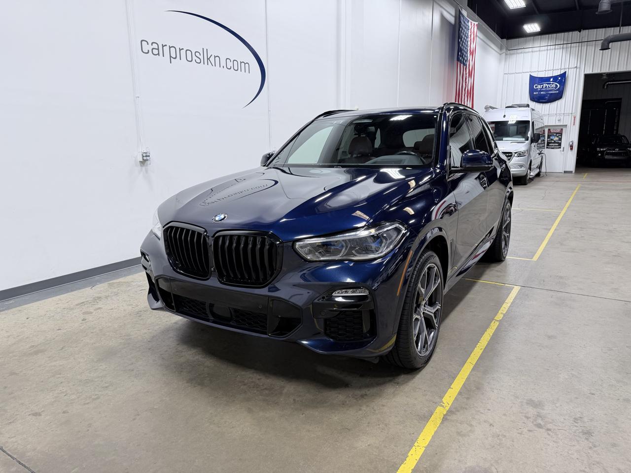 BMW X5 M50i Sports Activity Vehicle 2021