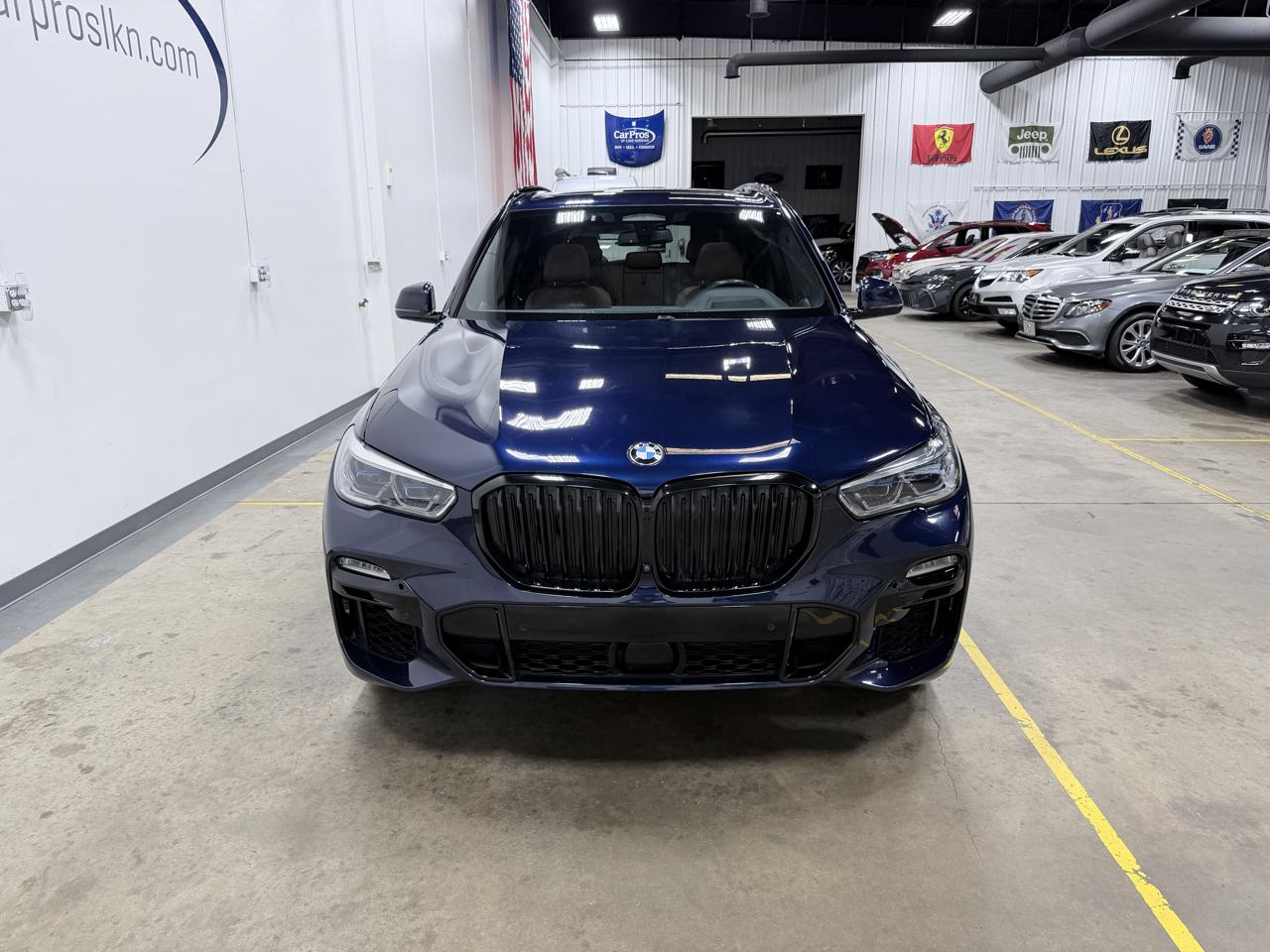 BMW X5 M50i Sports Activity Vehicle 2021