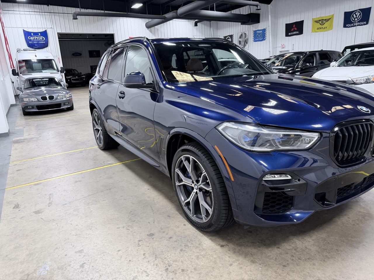 BMW X5 M50i Sports Activity Vehicle 2021