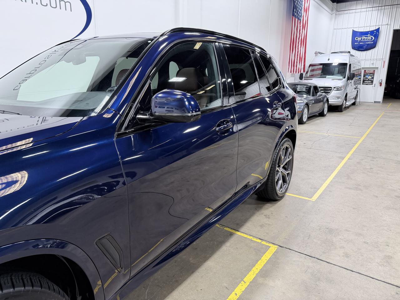 BMW X5 M50i Sports Activity Vehicle 2021