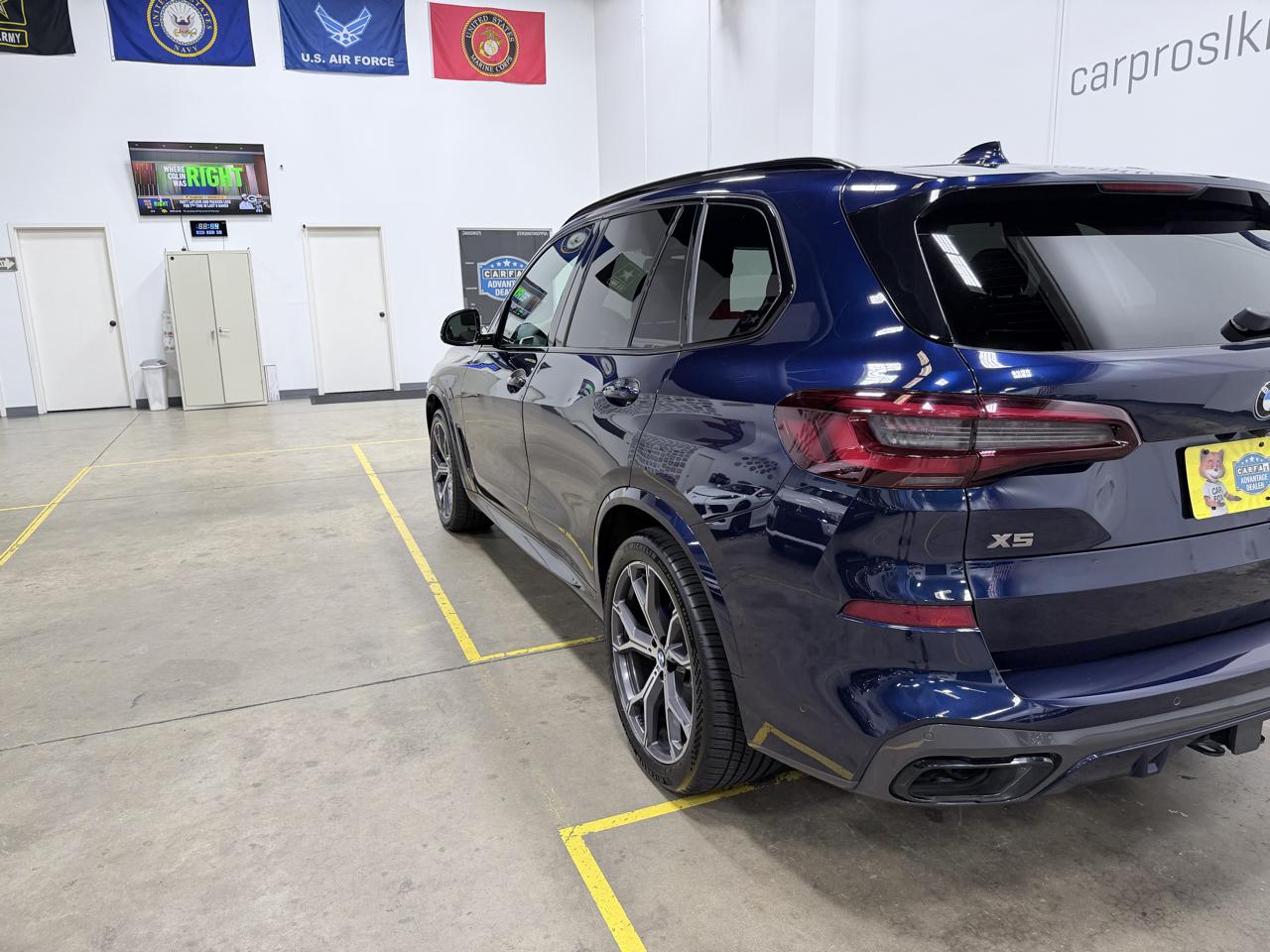 BMW X5 M50i Sports Activity Vehicle 2021