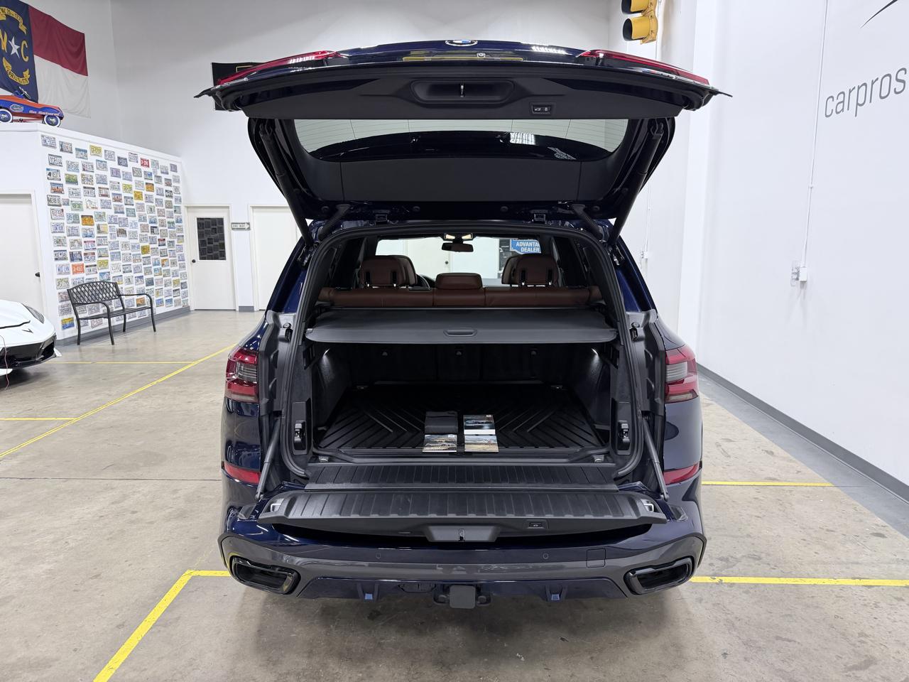 BMW X5 M50i Sports Activity Vehicle 2021