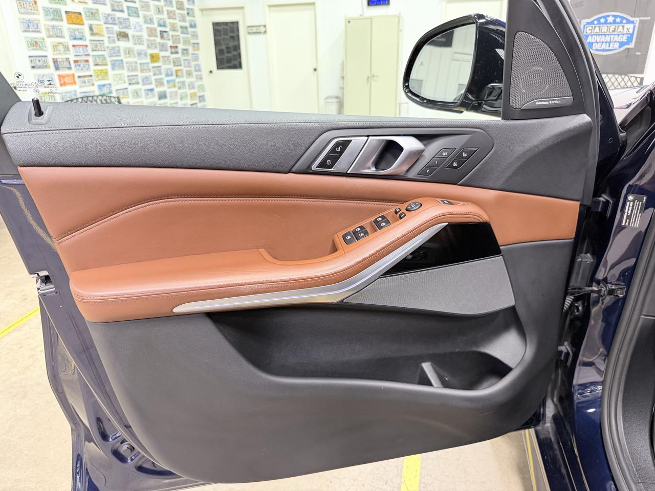 BMW X5 M50i Sports Activity Vehicle 2021