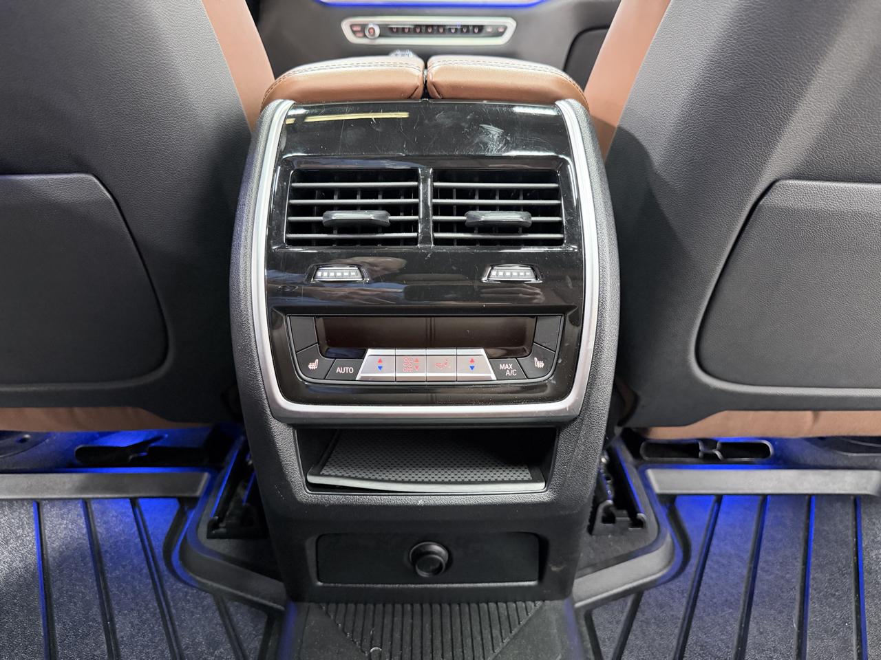 BMW X5 M50i Sports Activity Vehicle 2021