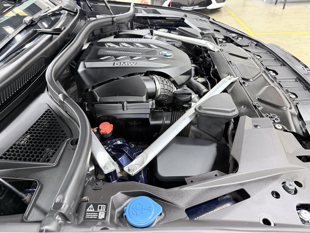 BMW X5 M50i Sports Activity Vehicle 2021