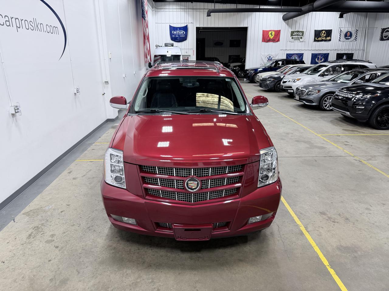 Cadillac Escalade AWD 4dr Premium 2013