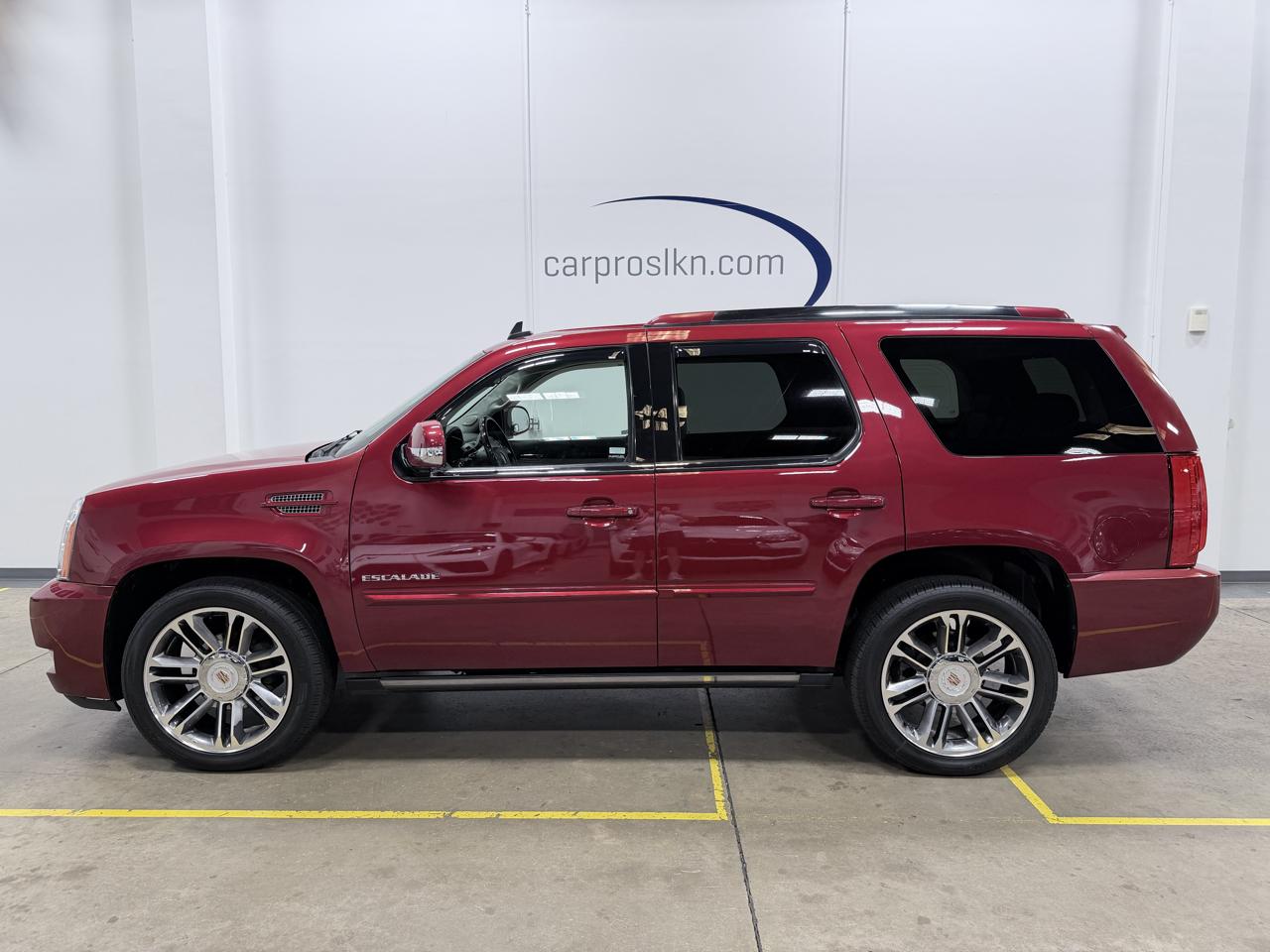 Cadillac Escalade AWD 4dr Premium 2013