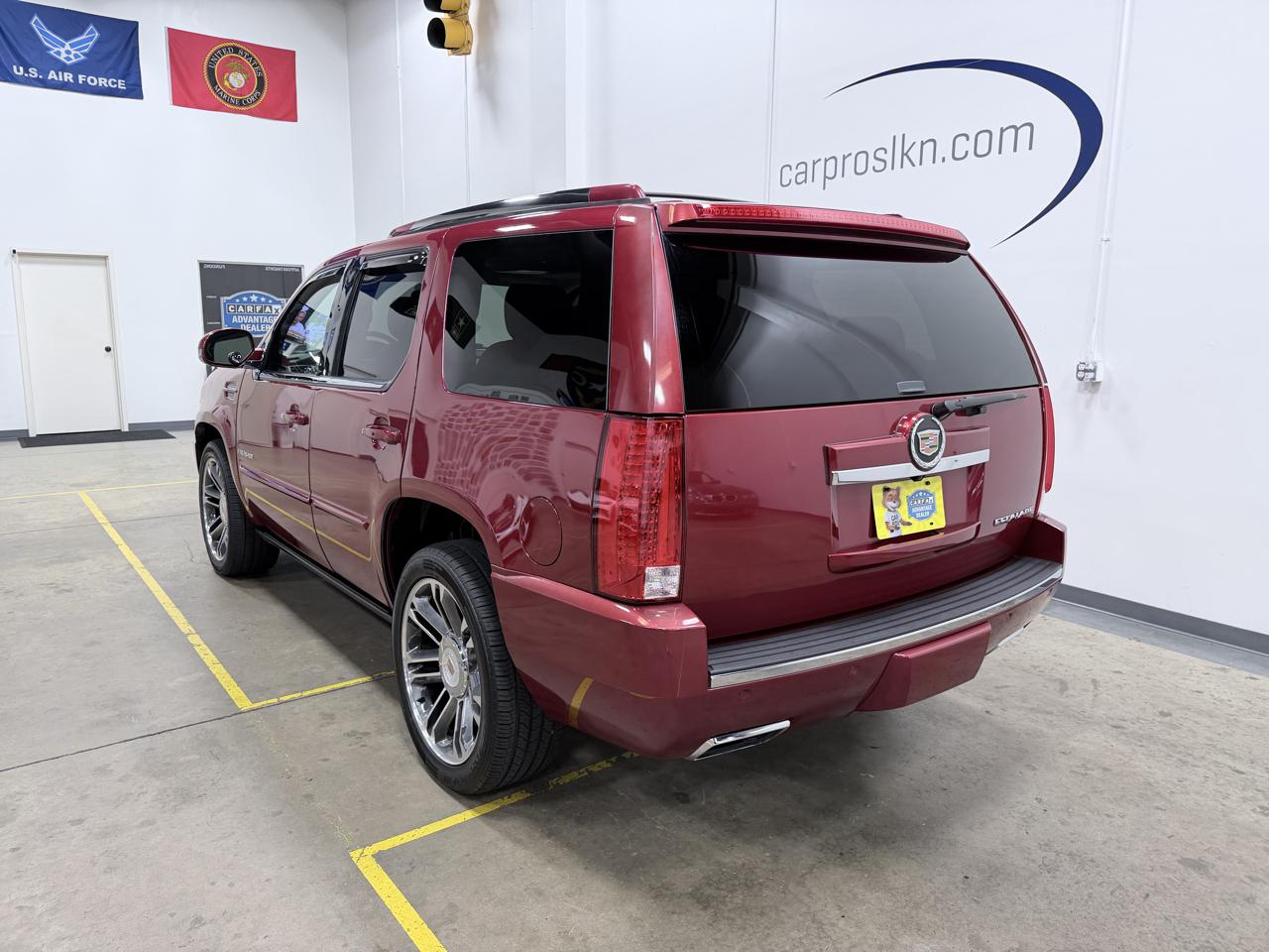 Cadillac Escalade AWD 4dr Premium 2013