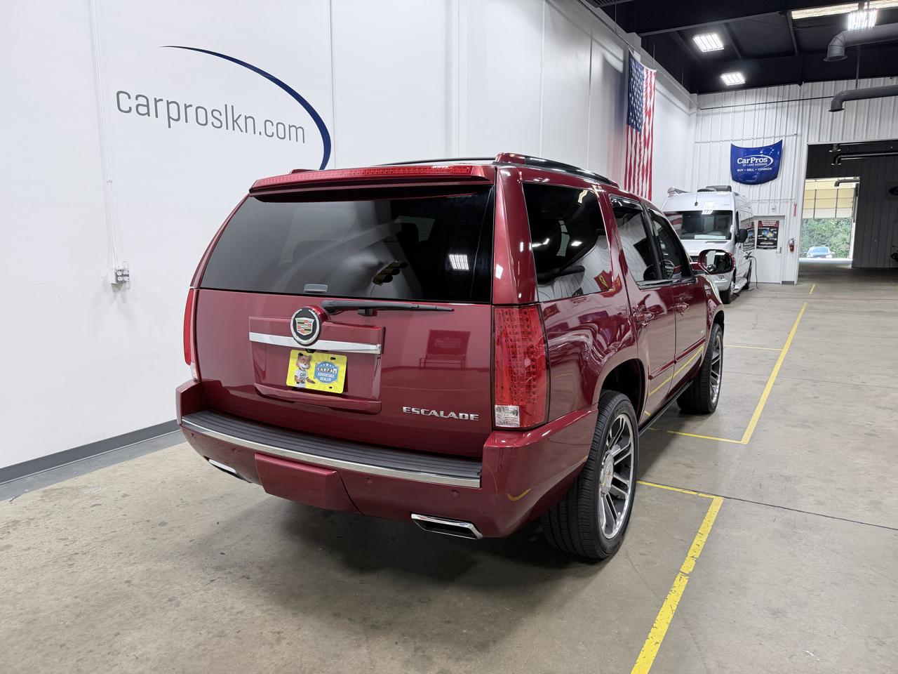Cadillac Escalade AWD 4dr Premium 2013