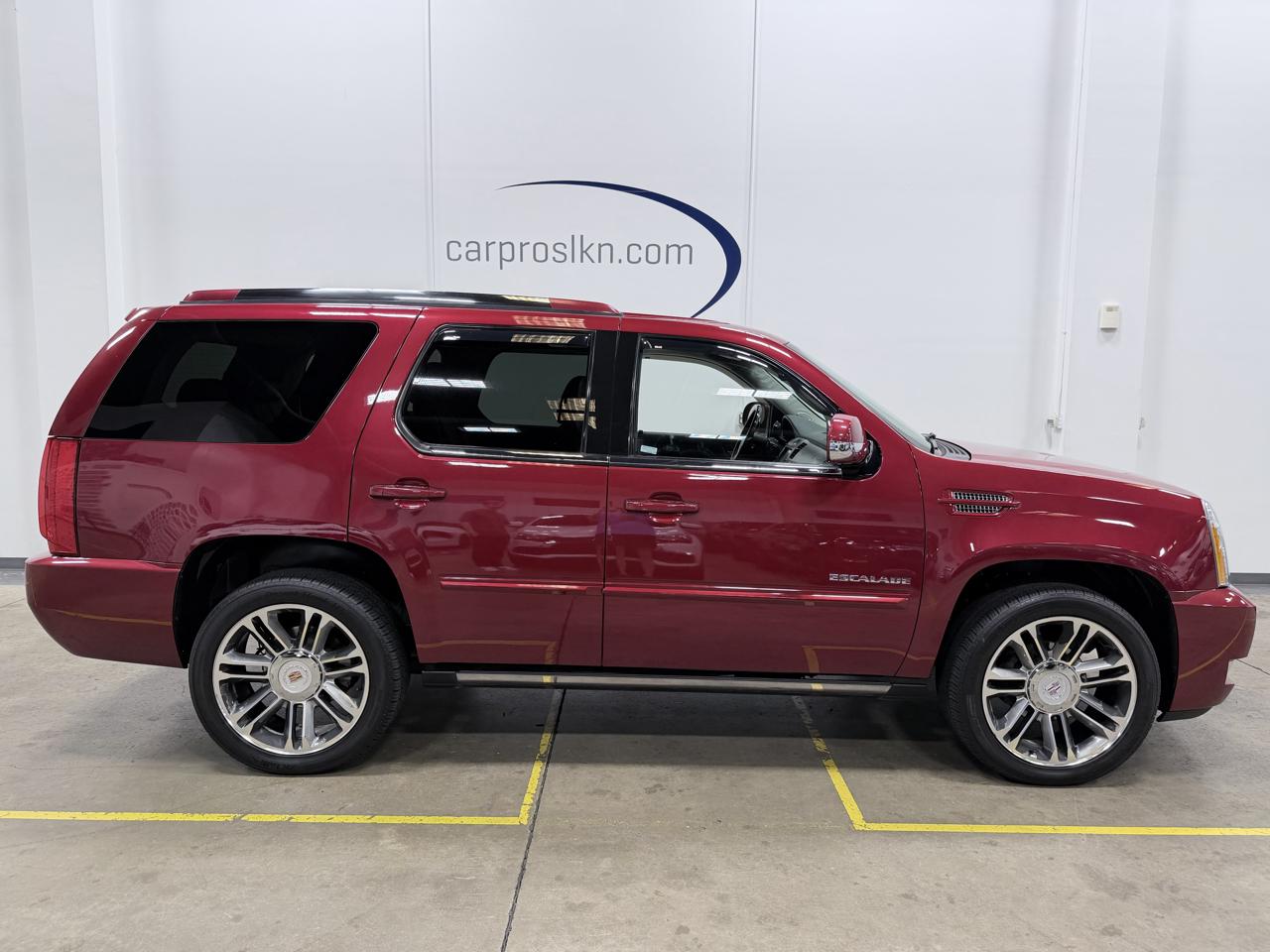 Cadillac Escalade AWD 4dr Premium 2013