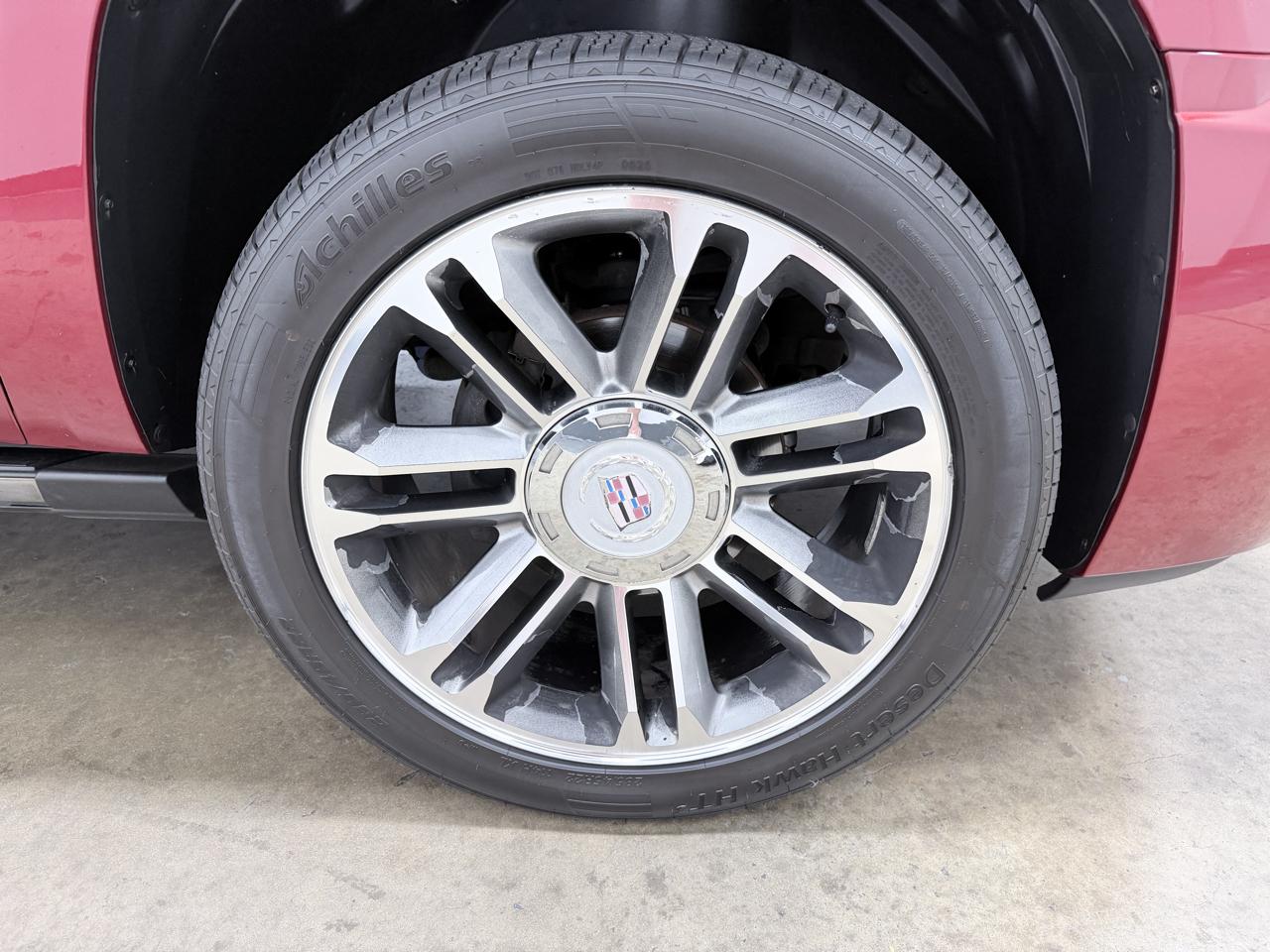 Cadillac Escalade AWD 4dr Premium 2013