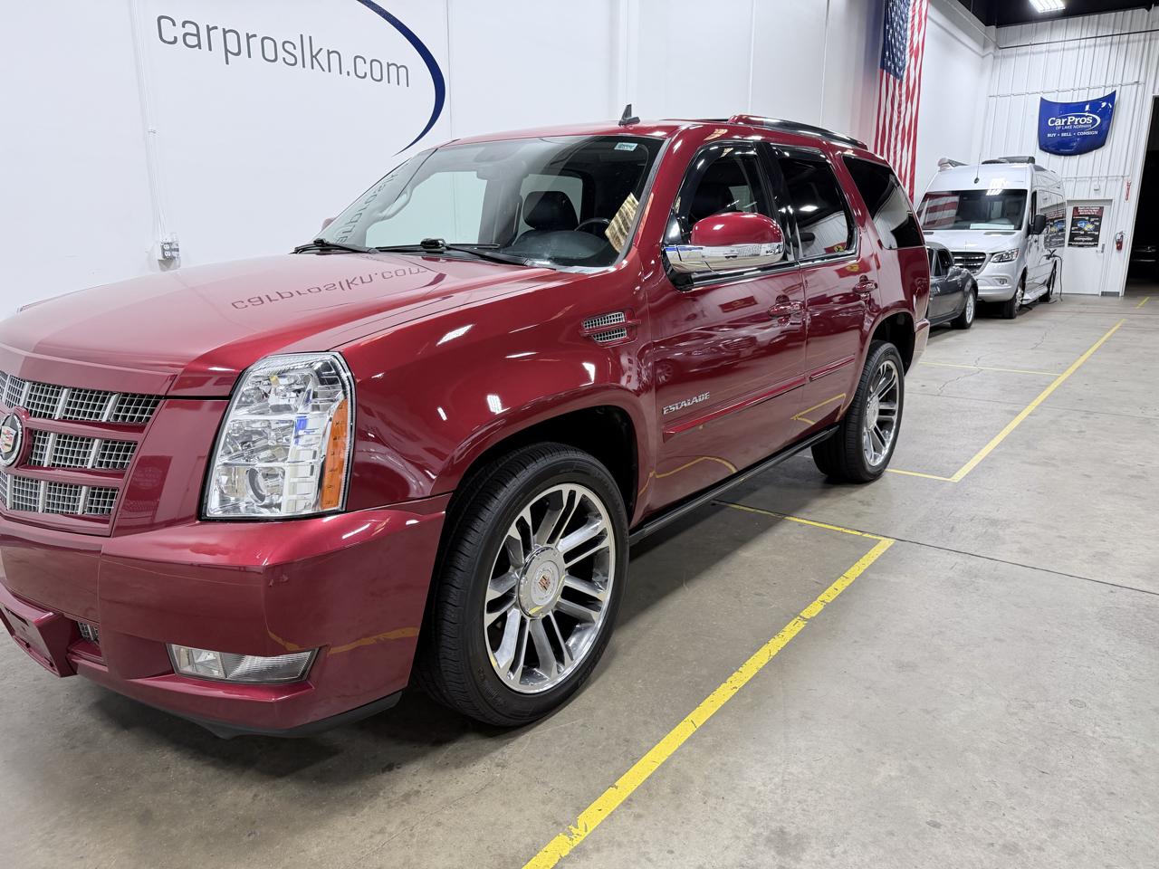 Cadillac Escalade AWD 4dr Premium 2013