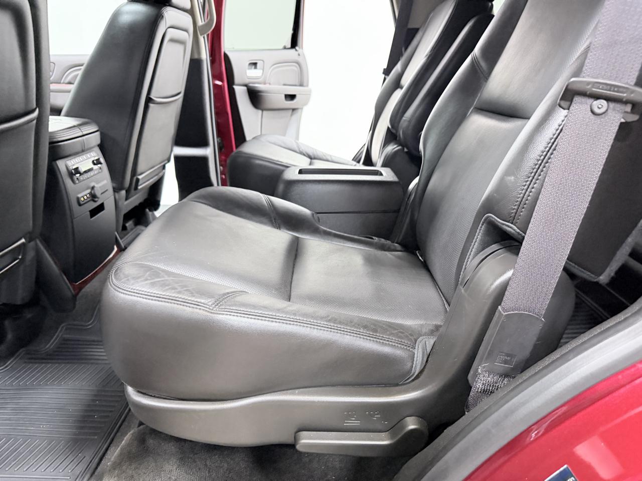 Cadillac Escalade AWD 4dr Premium 2013