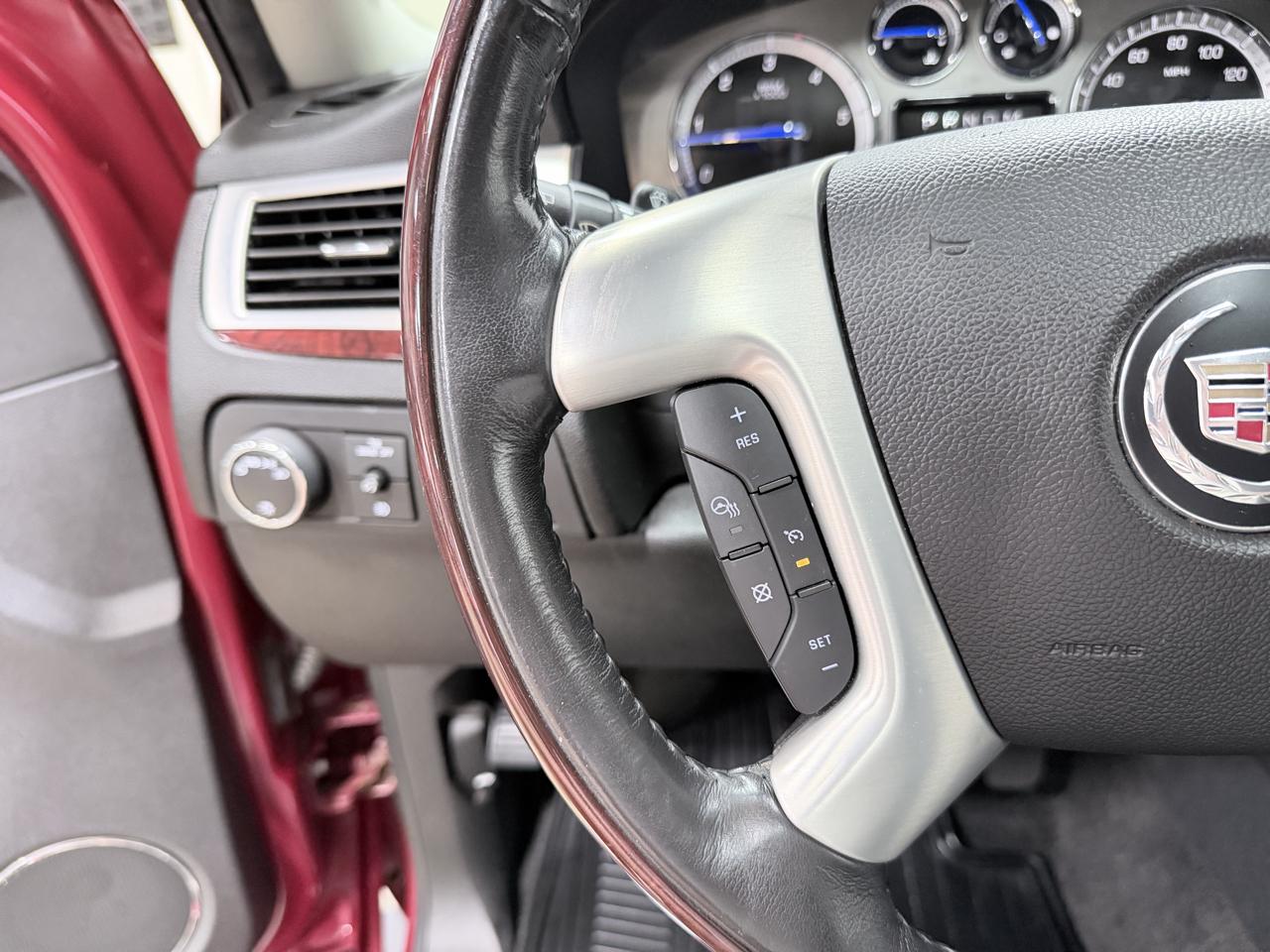 Cadillac Escalade AWD 4dr Premium 2013